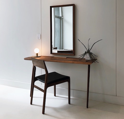 Dressing table